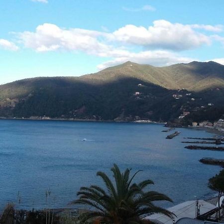 Вилла Un Gioiello Con Vista Mare Монелья Экстерьер фото